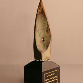 تندیس حجمی پتینه کاری شده 